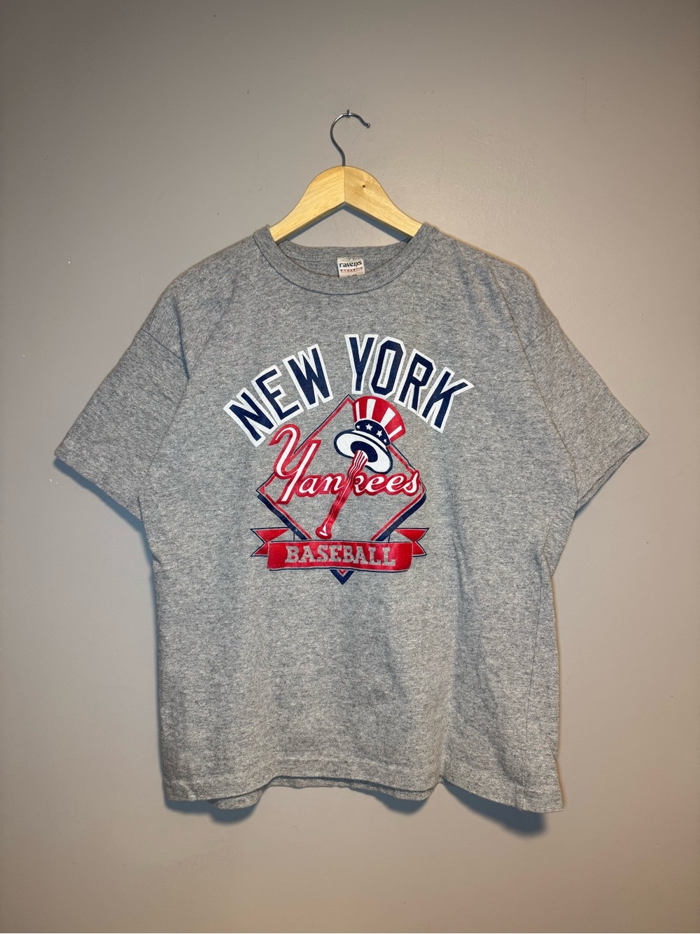 Vintage New York Yankees T-Shirt / 1990s / MLB / Ravens Athletic